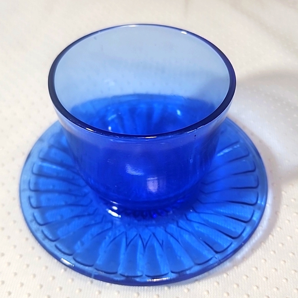 Vintage Macbeth-Evans Petalwera Cobal Blue Mustard Bowl with Attached Undertplat